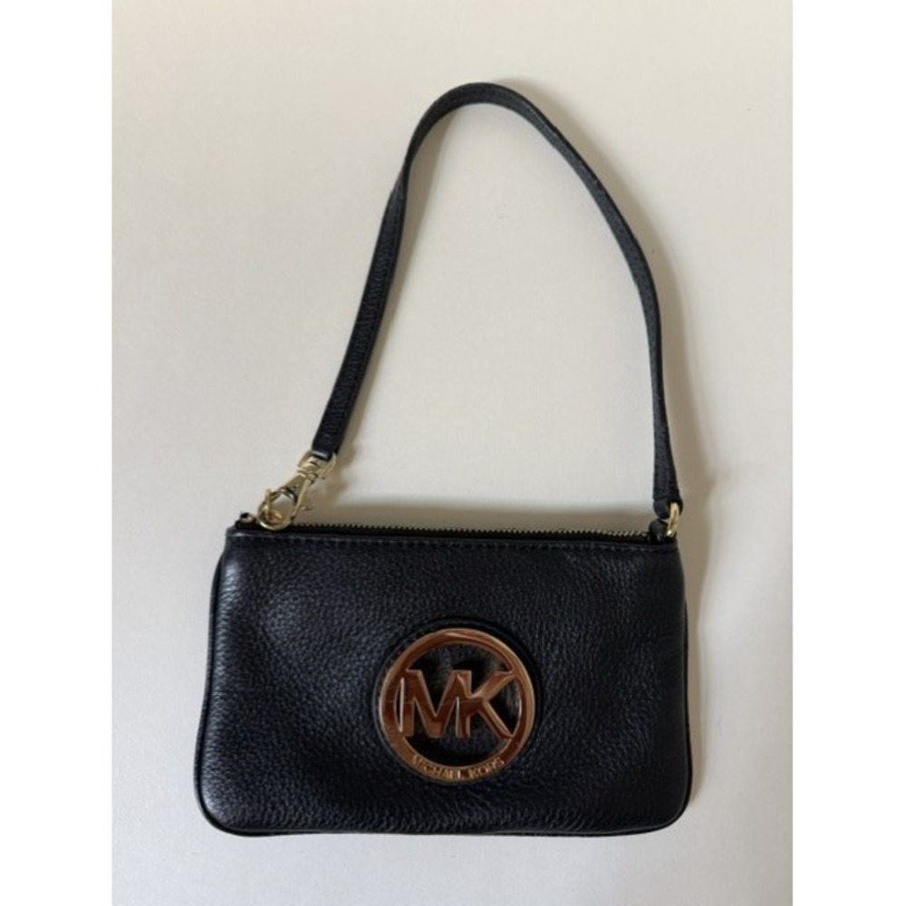 Michael Kors Fulton Black Pebbled Leather Wristlet Gold
